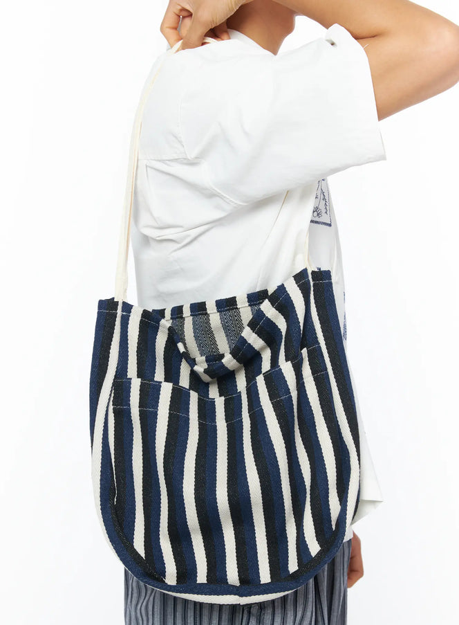 striped-canvas-tote-bag-iu503