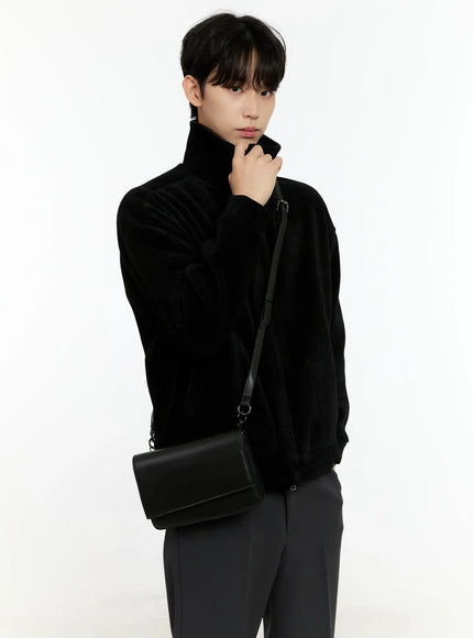 minimalist-mid-sized-crossbody-bag-io531 / Black