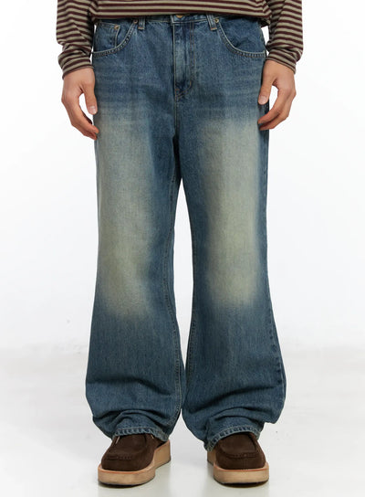 mens-light-wash-relaxed-fit-jeans-if504 / Blue