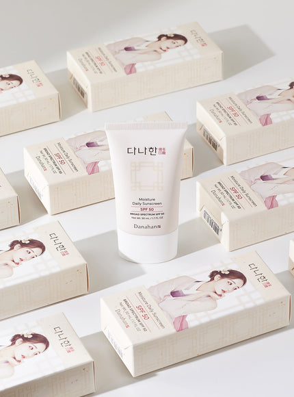 Moisture Daily Sunscreen (SPF 50) (50ml)