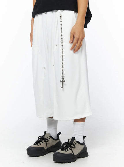 mens-white-bermuda-sweat-shorts-iu503