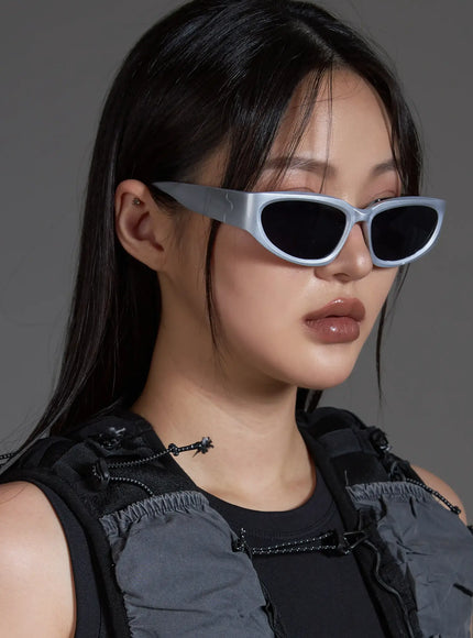 futuristic-chic-sunglasses-io517