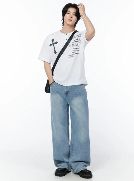 mens-cross-graphic-lettering-t-shirt-iy525 / White