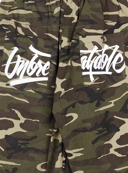 mens-camo-bermuda-shorts-dark-green-iy513