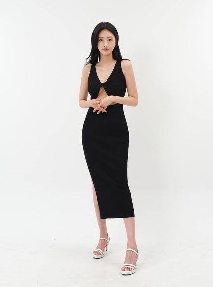 Front Cut Out Maxi Sleeveless Dress IM5