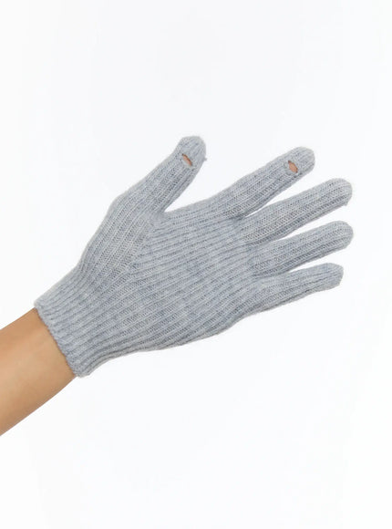 smart-touch-ribbed-knit-gloves-in512