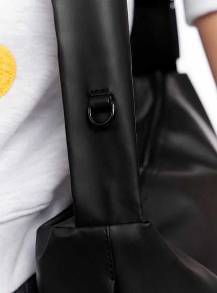 minimalist-faux-leather-bag-io523