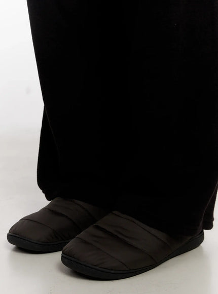 mens-winter-nylon-mules-io528