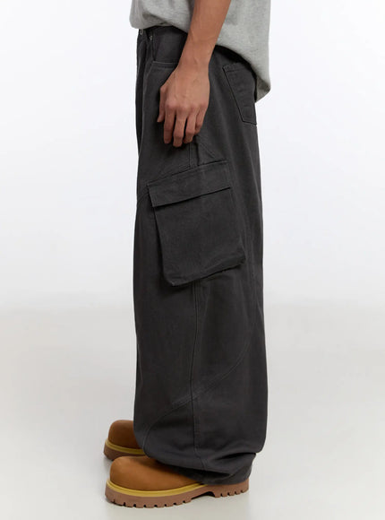 mens-wide-leg-cargo-pants-in528
