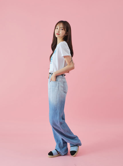 Gradient Wide Leg Jeans BY27