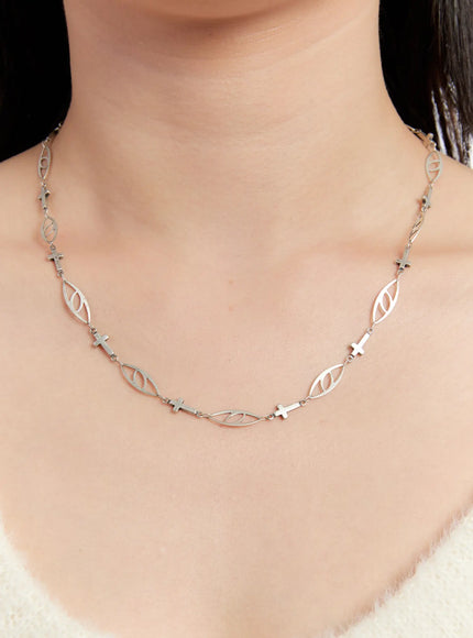 minimalist-cross-necklace-in528 / Silver