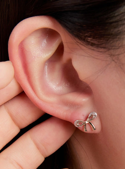 elegant-bow-stud-earrings-in528