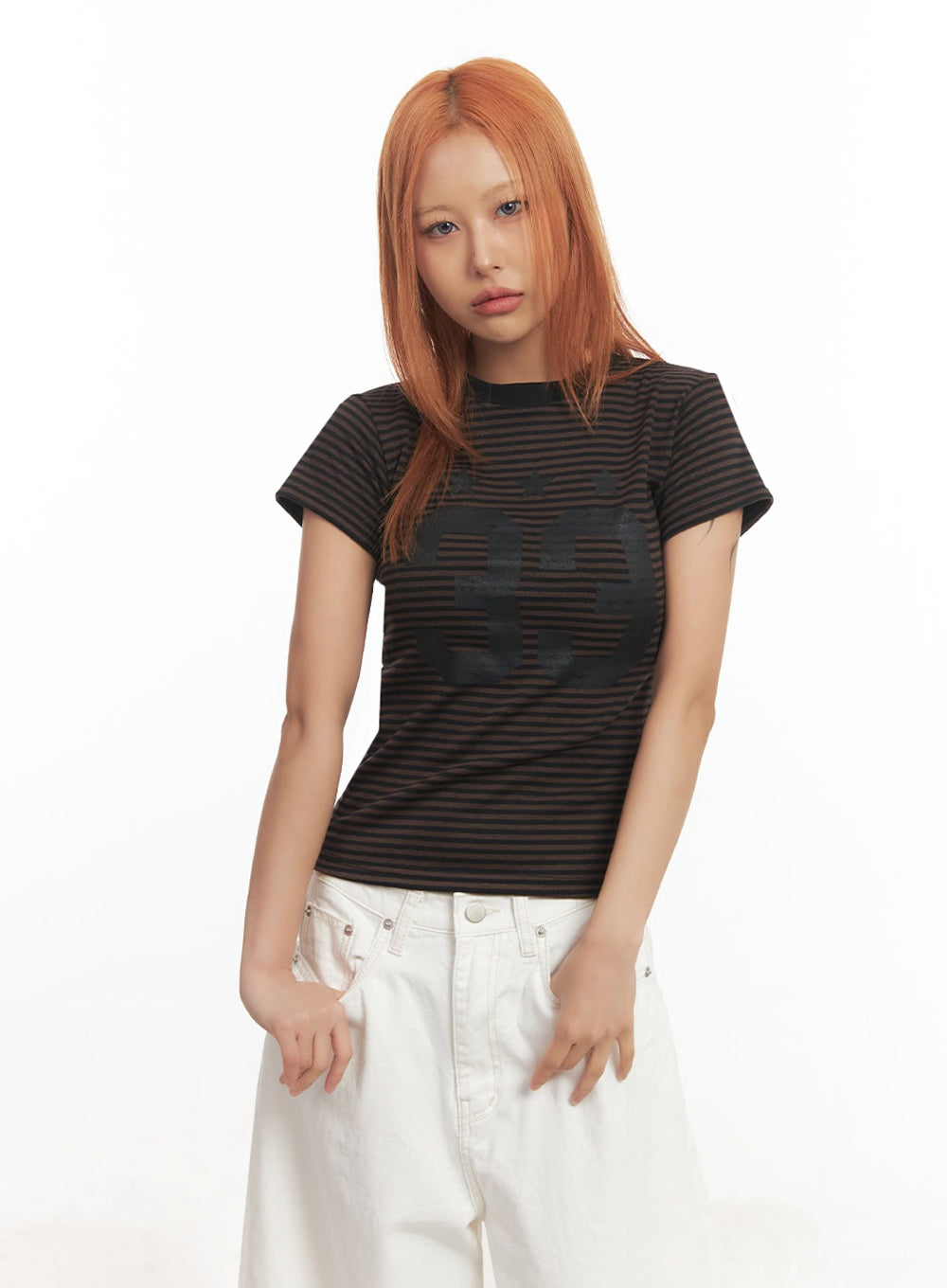 striped-slim-fit-graphic-top-ia515