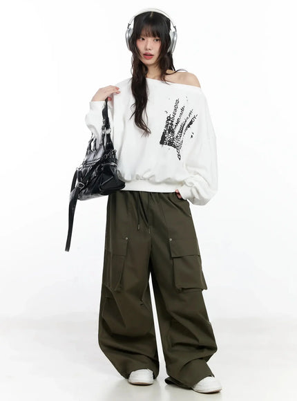 off-shoulder-graphic-sweatshirt-f516
