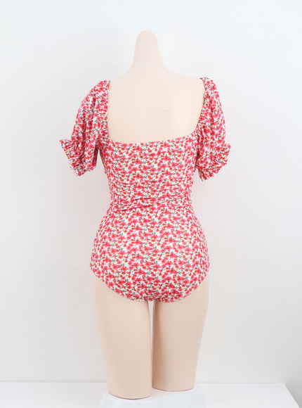 short-sleeve-flower-swimsuit-iu301