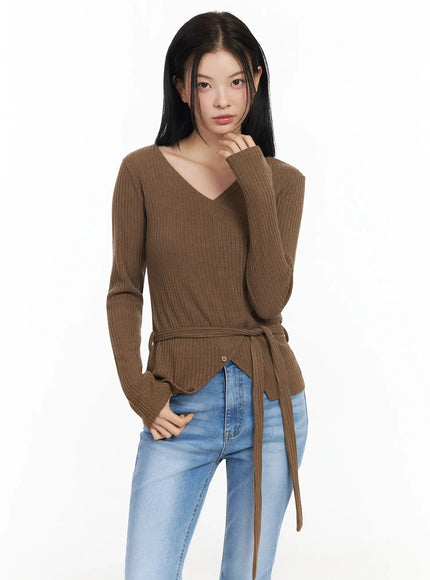 chic-v-neck-ribbed-knit-top-set-im524 / Brown