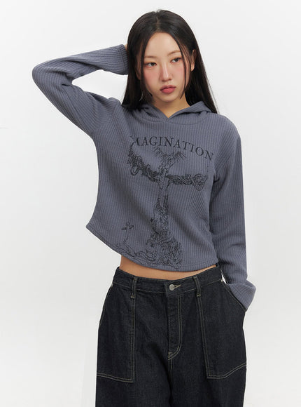 cozy-graphic-print-hooded-sweatshirt-if511 / Dark gray