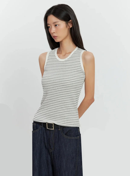 striped-knit-tank-top-il528 / Gray