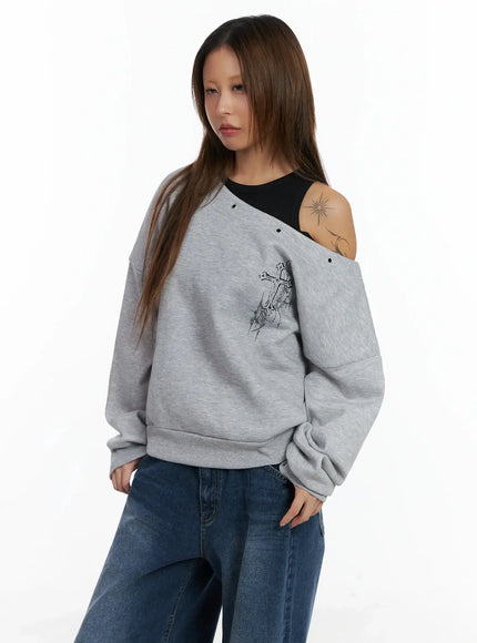 off-shoulder-eyelet-graphic-sweater-in528 / Gray