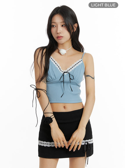lace-trim-v-neck-cami-top-im404 / Light blue