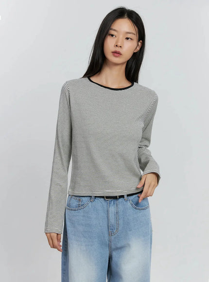 striped-long-sleeve-tee-is516 / White