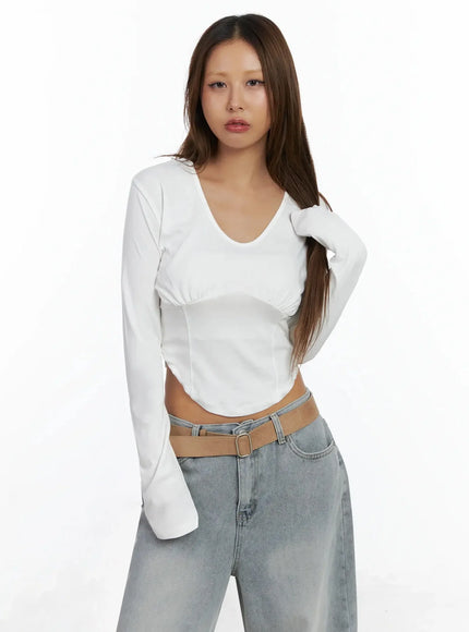 ruched-crop-top-in528 / White