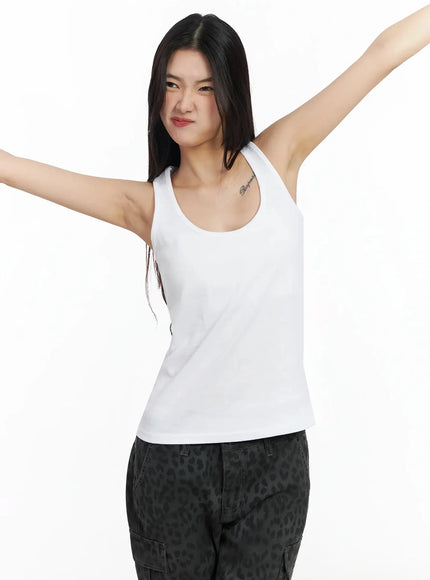 casual-round-neck-tank-top-ia508 / White
