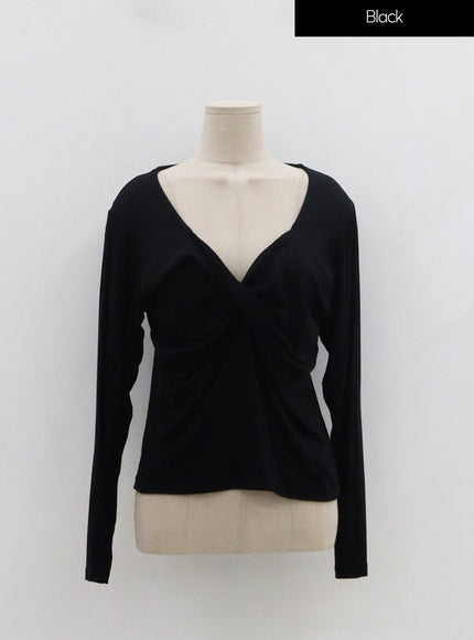 Plus V-Neck Twisted Bust T-Shirt IN16