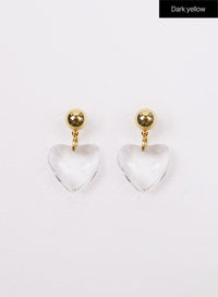 heart-stud-earrings-ij419 / Dark yellow