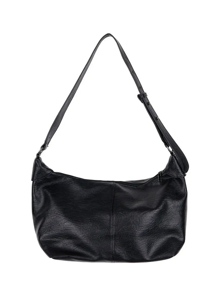 square-faux-leather-crossbody-bag-iy526 / Black
