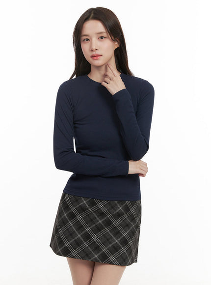 essential-slim-fit-long-sleeve-top-ij510 / Dark blue