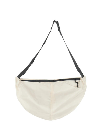 mens-half-moon-crossbody-bag-il504 / Light beige