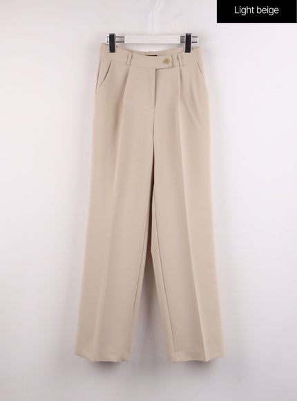 pintuck-straight-leg-tailored-pants-if402 / Light beige