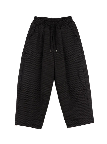 mens-mini-check-pattern-pin-tuck-wide-parachute-pants-if511 / Black