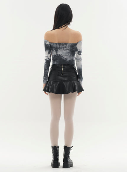 Faux Leather Flared Hem Mini Skirt #Original Kpop #1216142