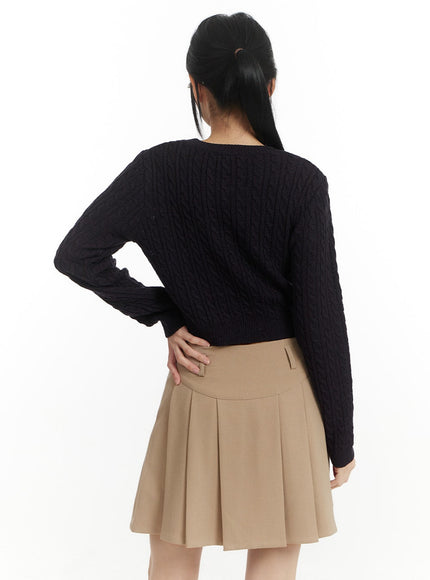 cozy-cable-knit-sweater-im406