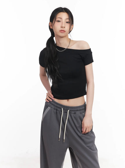 one-shoulder-slim-fit-crop-top-cu510