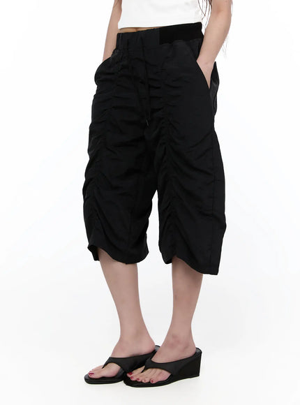 wrinkled-band-bermuda-pants-ca522