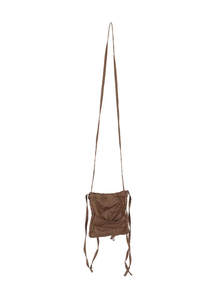 shirred-strap-crossbody-bag-cu516