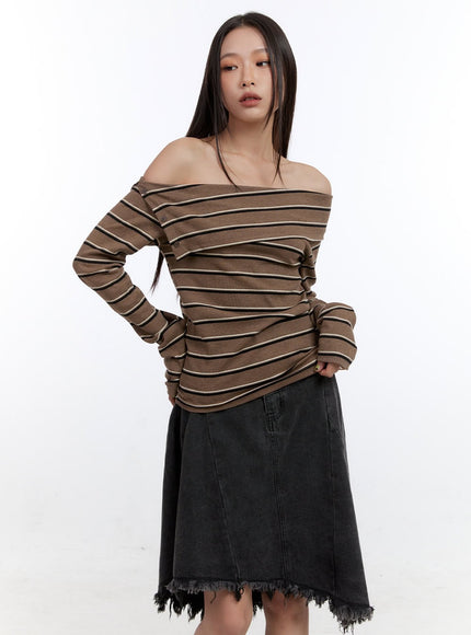 buttoned-off-shoulder-stripe-tee-cn401