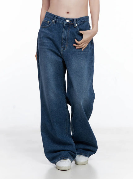 Rumi Wide Leg Straight Jeans CG520