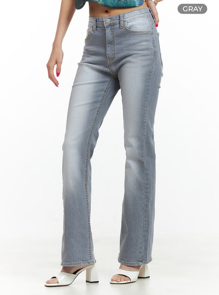 lightwashed-bootcut-jeans-cu417