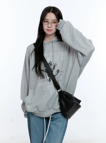 oversized-kitty-graphic-hoodie-cg513
