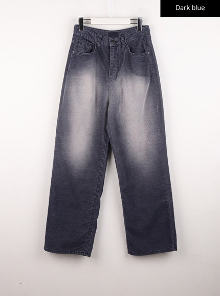 washed-corduroy-wide-fit-jeans-cn320