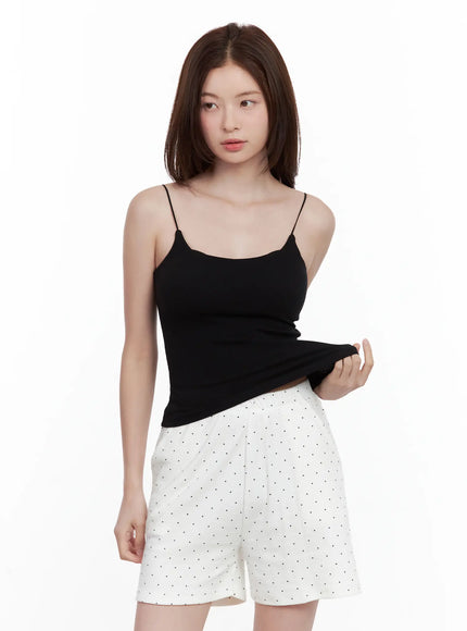 essential-basic-black-tank
