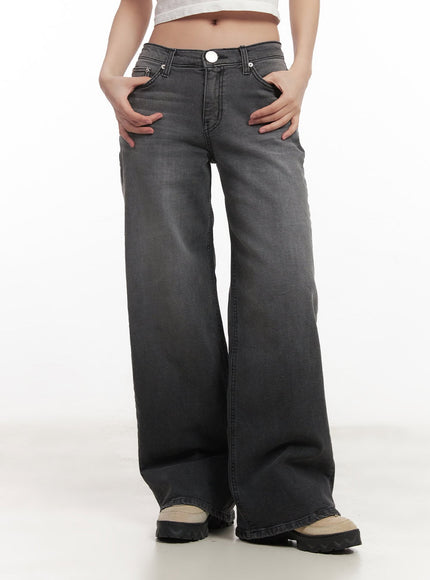 Mari Washed Mid-Rise Wide-Leg Jeans CM528