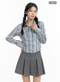 collar-striped-button-up-crop-shirt-om420