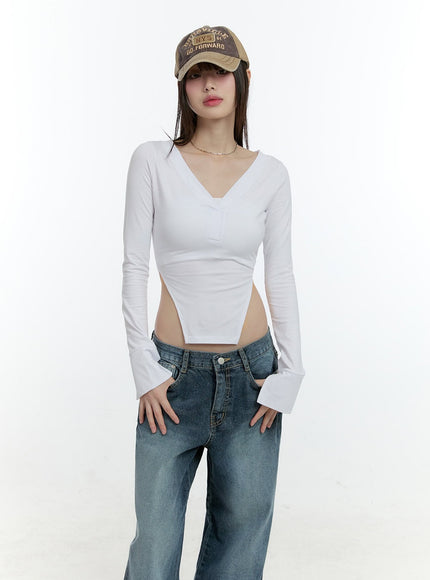 v-neck-cutout-long-sleeve-crop-top-cf507