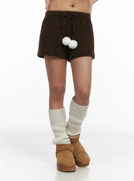 cable-knit-pom-pom-shorts-cj512
