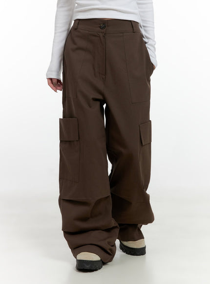 wide-fit-pocketed-cargo-pants-cn411